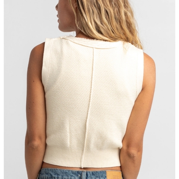 --X-- Free People Denson Cable Vest Top - Picture 3 of 11
